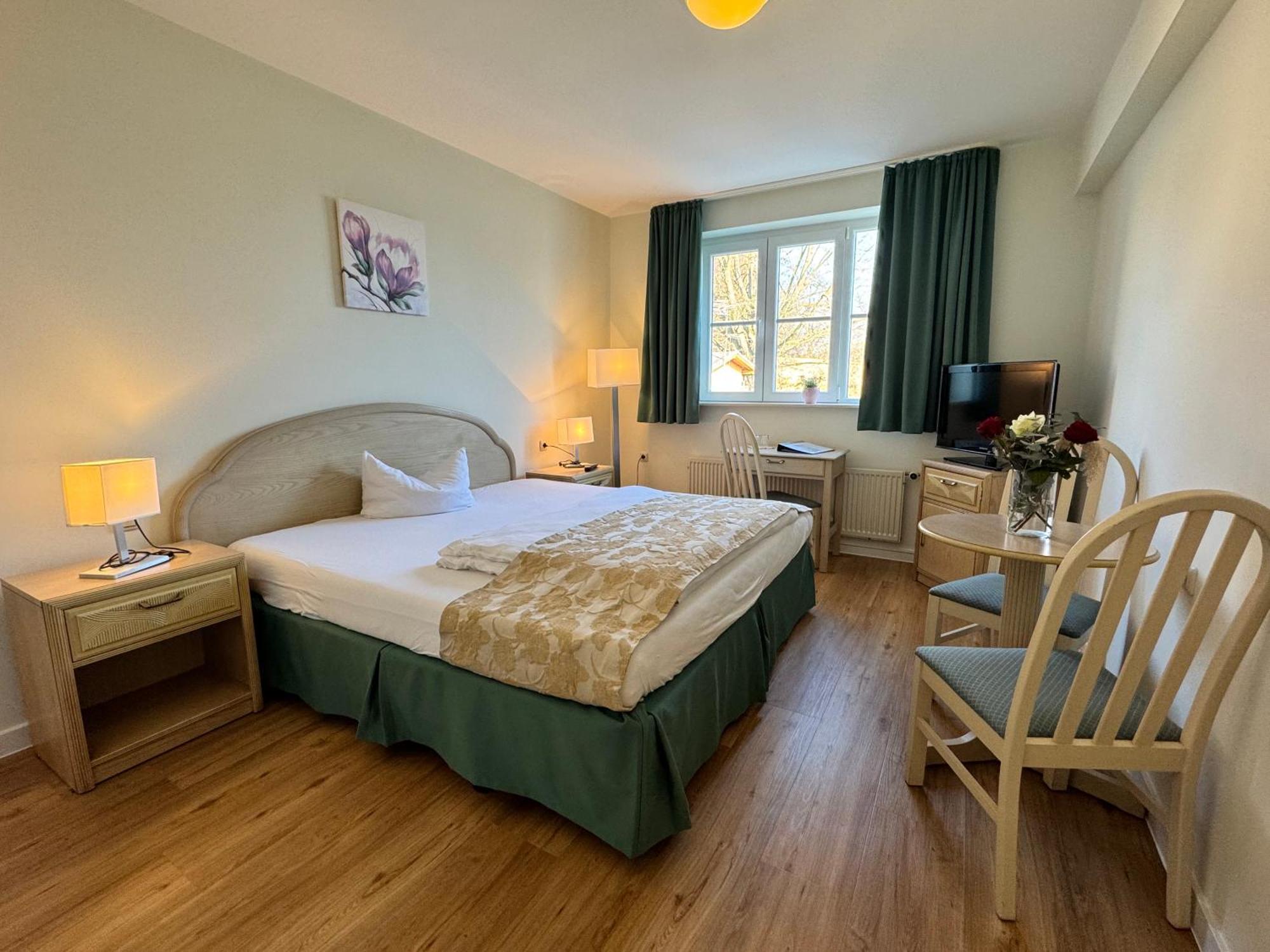 Altes Kasino Hotel Am See Neuruppin Zewnętrze zdjęcie