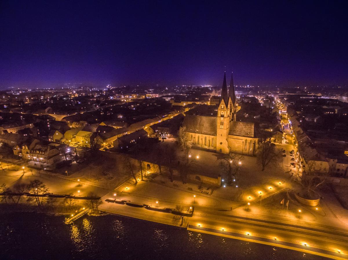 Altes Kasino Hotel Am See Neuruppin Zewnętrze zdjęcie